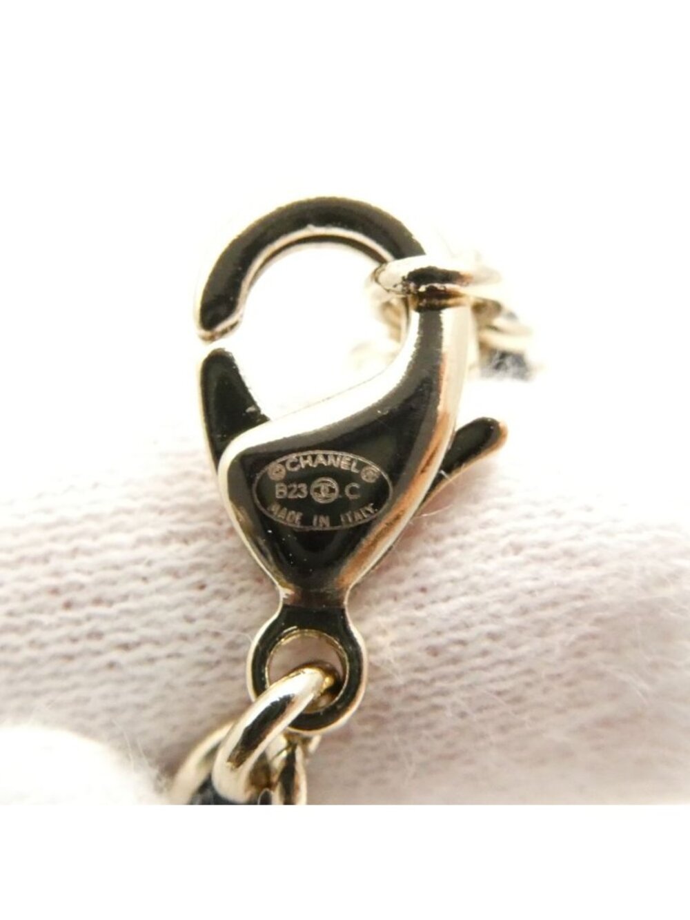 ★SOLD★ Chanel Necklace Quilted Bag Chain Pendant - Picture 8 of 8